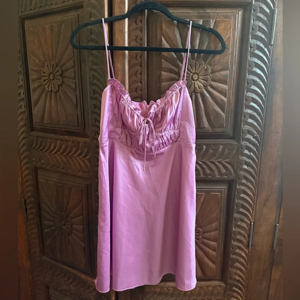 NWT ASTR ELLISON SATIN SWEETHEART MINI DRESS, ORCHID, MEDIUM - Picture 8 of 16